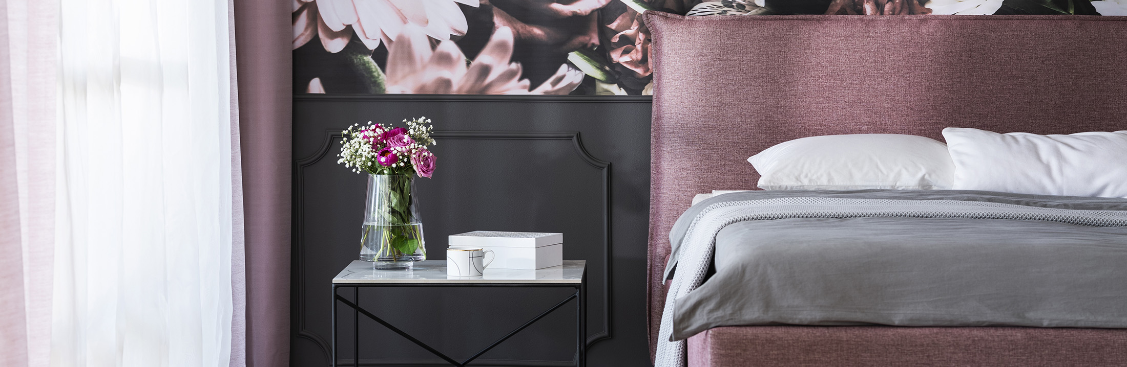 purple bedroom